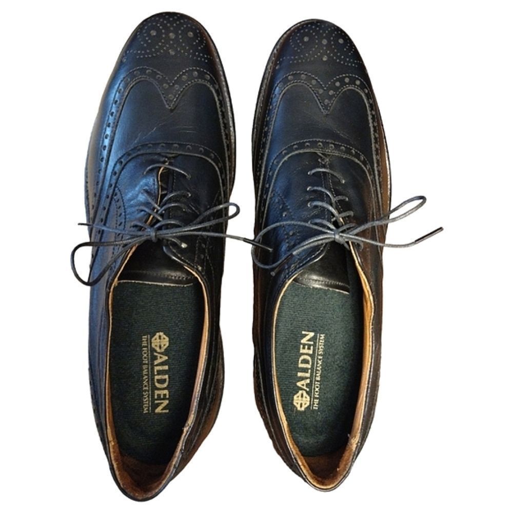 Alden 811 Leather Wing Tip Oxfords, Size 9.5 AA / B, Black